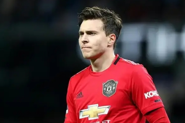  曼联中卫林德洛夫成功接受腹股沟手术将缺席至少一月