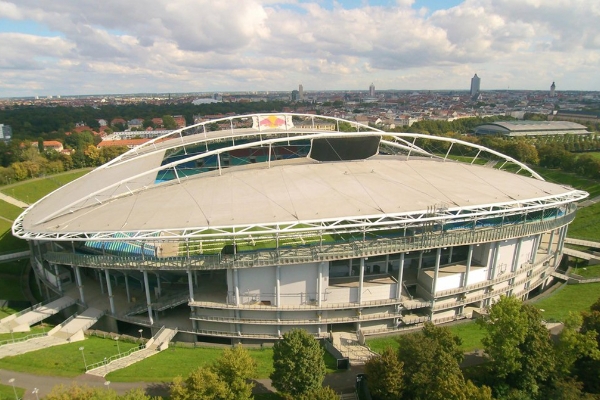  莱比锡红牛的主场在哪里？