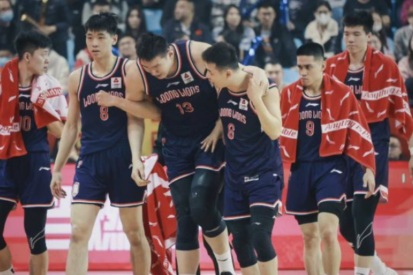  CBA中场休息有多少分钟？